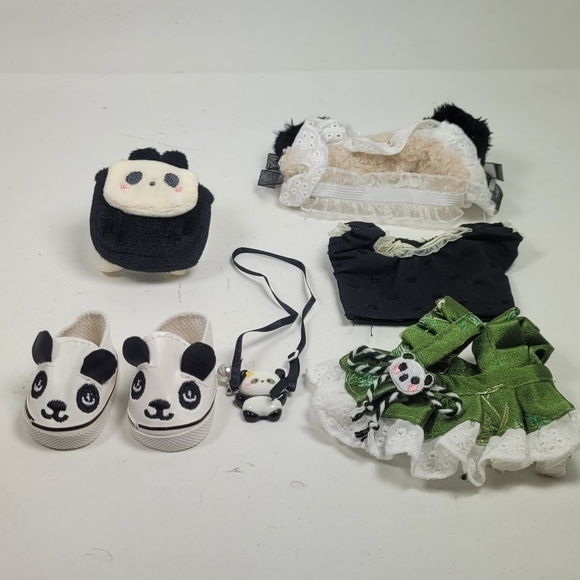 Labubu Adorable Panda outfit doll not included - Picture 13 of 14